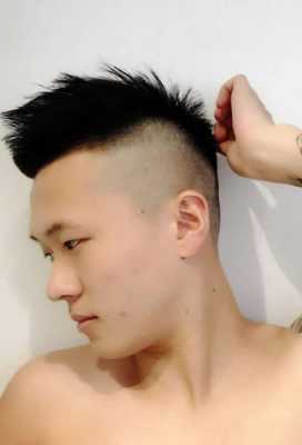 头大留什么发型（头大留什么发型好看男）