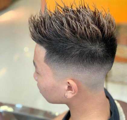 人瘦适合什么发型（人瘦适合什么发型男生）
