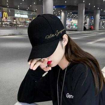 女生怎么戴鸭舌帽,鸭舌帽怎么戴好看女生