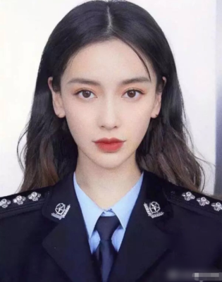 方圆脸证件照是散发好还是扎起来,脸长怎么扎头发好看图片