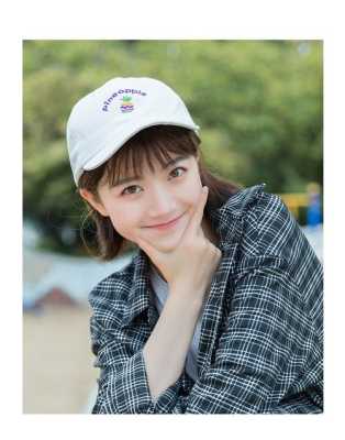 短发怎么戴棒球帽好看（短发旅游适合戴啥帽子）