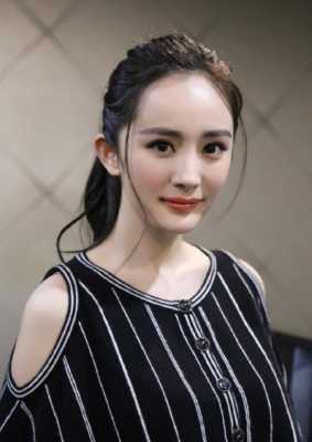 杨幂的发型叫什么（杨幂是圆头吗）