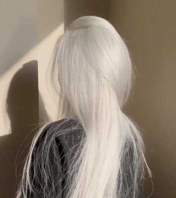 少白头怎么染,女生少白头怎么办