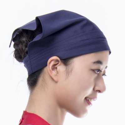 三角头巾怎么戴好看（三角头巾怎么戴好看图片）