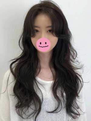 鹅蛋脸适合什么发型?6款鹅蛋脸烫发推荐,圆脸适合什么样的卷发图片