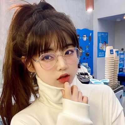 脸小戴什么眼镜好看,