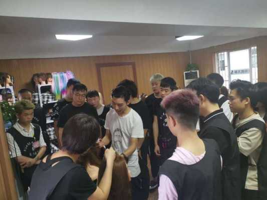 理发好学吗得多久出徒,怎么学理发能快速出师呢