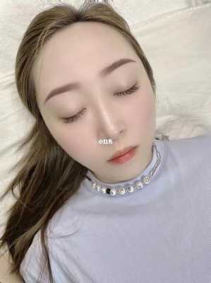 今天染发流行什么颜色（2021纹眉最流行的眉形色）
