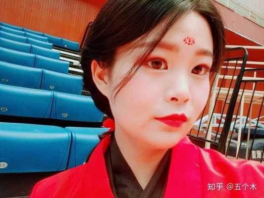 我想剪短发，还怕不好看怎么办啊,跳古典舞短发怎么办
