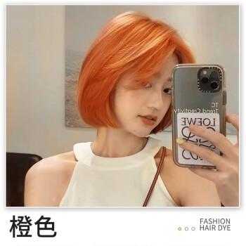头发打蜡有什么颜色（头发打蜡是不是本身就带有颜色）