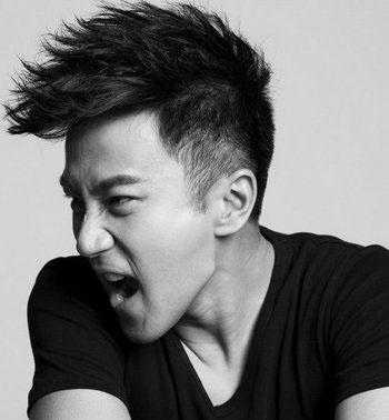 椭圆形的脸型适合什么发型（椭圆形的脸型适合什么发型男生）