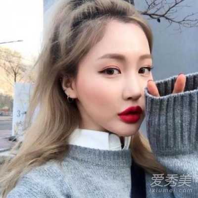 苦亚麻色适合什么肤色（亚麻色和什么颜色配高级）