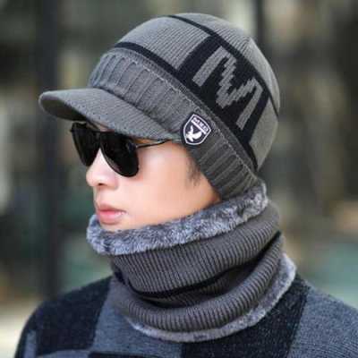 男生冬天戴什么帽子（男生冬天戴什么帽子好看）