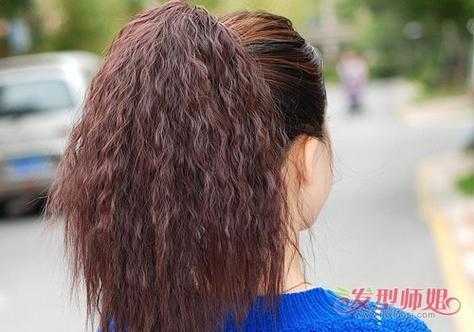 经常烫发有什么危害（烫发的危害有多大）