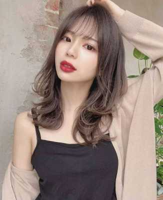 什么发型流行,流行什么发型女