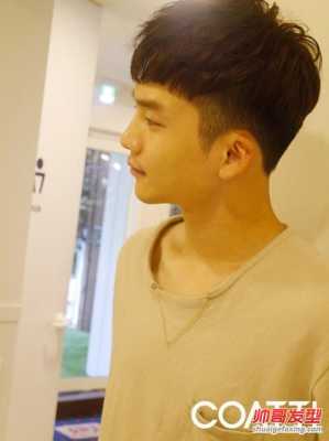 怎么把刘海梳上去好看,男生刘海怎么弄好看