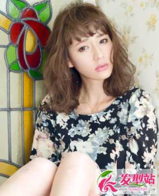 短发配什么刘海好看选这六款刘海才是真的好看,短发适合什么烫发女