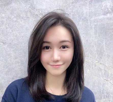 颧骨高适合卷毛吗,颧骨高什么发型好看女