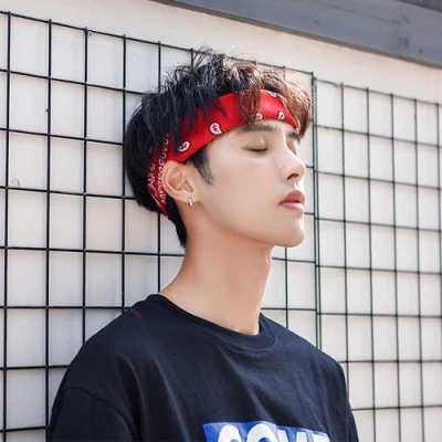 发带圈怎么戴才好看,发带怎么带好看男生