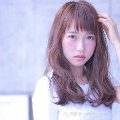 暖色皮肤染什么发色,什么肤色适合什么发色衣服