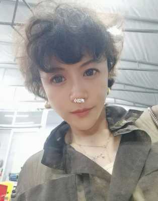 为什么头发会卷（为什么头发变卷了）