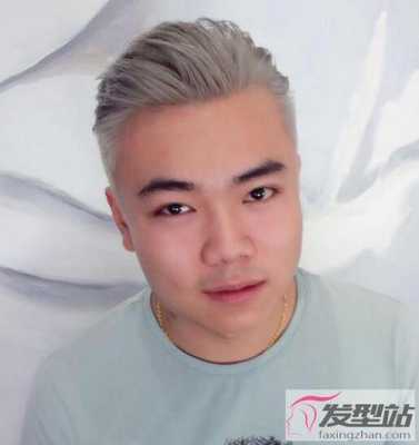 圆脸适合什么脸型（圆脸适合什么脸型男）