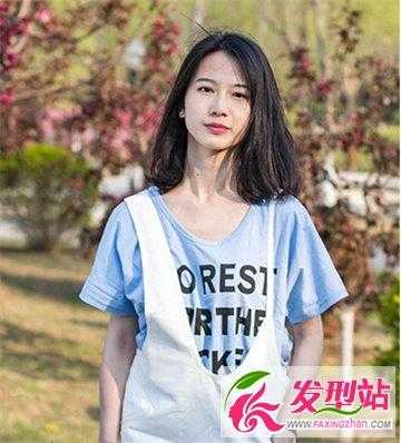 圆脸适合什么长发（圆脸适合什么长发还是短发）