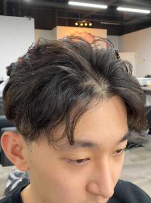 烫发什么发型好看（男生烫发什么发型好看）