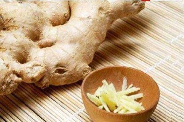 生姜怎么洗头（生姜水洗头的正确方法）