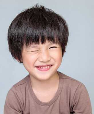 小孩发型怎么剪（小孩发型怎么剪好看）