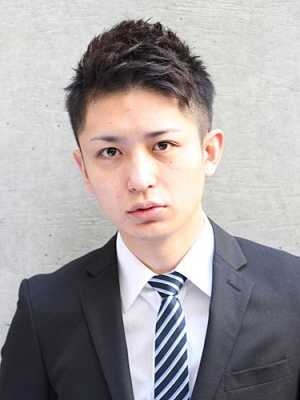 额头比较短适合什么发型,额头短适合什么发型男