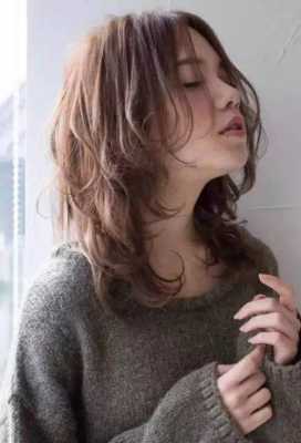 女生剪什么头发好看（发线高的女生剪什么头发好看）