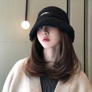 超短发圆脸帽子怎么戴好看,脸圆适合什么短发图片