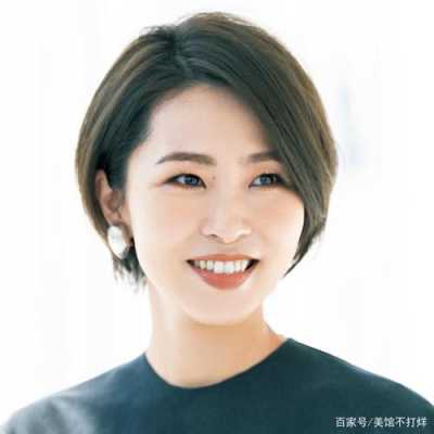 40岁适合什么发型（40岁适合什么发型好看）