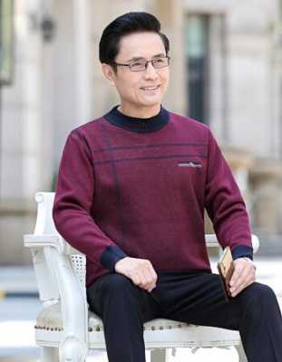 男生头发什么颜色好看（60岁男士穿什么颜色羊毛衫好）