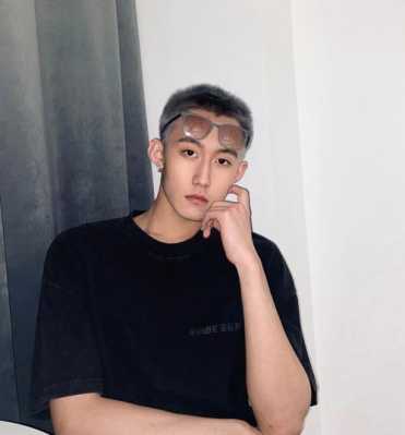 寸头怎么染发（男士寸头怎么染发）