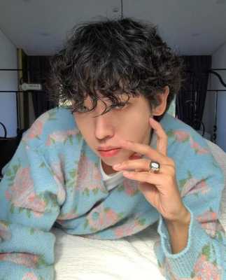 头发太卷怎么救回来,头发太卷怎么办男生