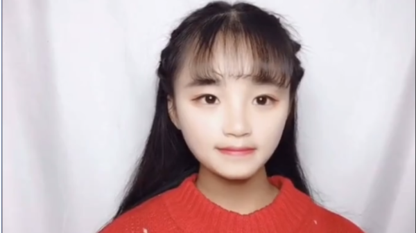 证件照扎什么头发好看,扎什么样的头发好看 学生