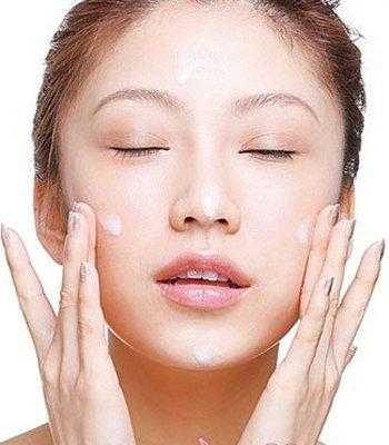脸部怎么美白（女人脸部怎么美白）