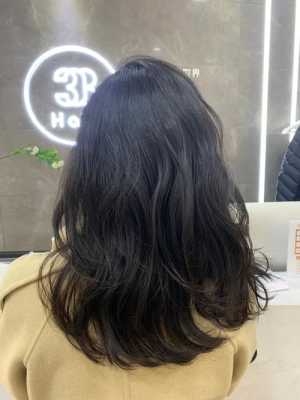 烫头发什么意思（梦见去烫头发什么意思）