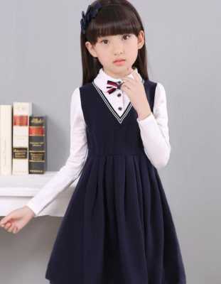 小学生什么发型好看女（一年级小学生剪什么样的发型）