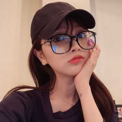 国字脸适合什么镜框（国字脸眼镜框推荐多边形镜框）