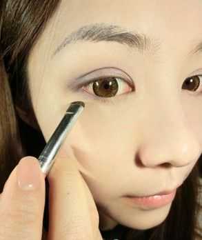 怎么化大眼妆（眼睛很大适合化什么妆）