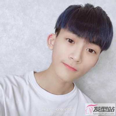 男生头发分叉怎么办（男生刘海分叉合不上怎么办）