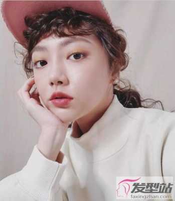刘海自然卷适合什么发型（刘海自然卷适合什么发型女生）