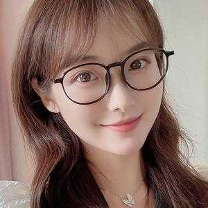 椭圆形脸适合什么眼镜框,