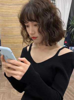 有什么卷发（卷发短发发型盘点，烫卷后的短发更时髦）