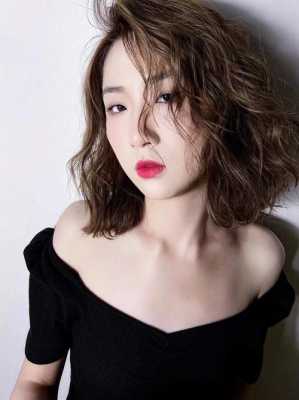 40岁女人什么发型好看（40岁女人什么发型好看年轻洋气）