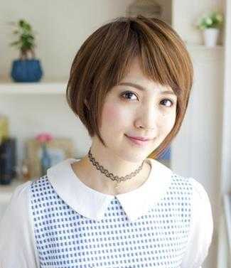 国字脸女生适合什么发型?这8款甜美短发最搭,国字脸剪什么发型好看女