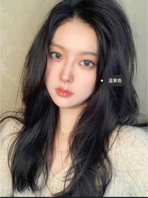 今年头发流行什么颜色（今年头发流行什么颜色2023图片女）